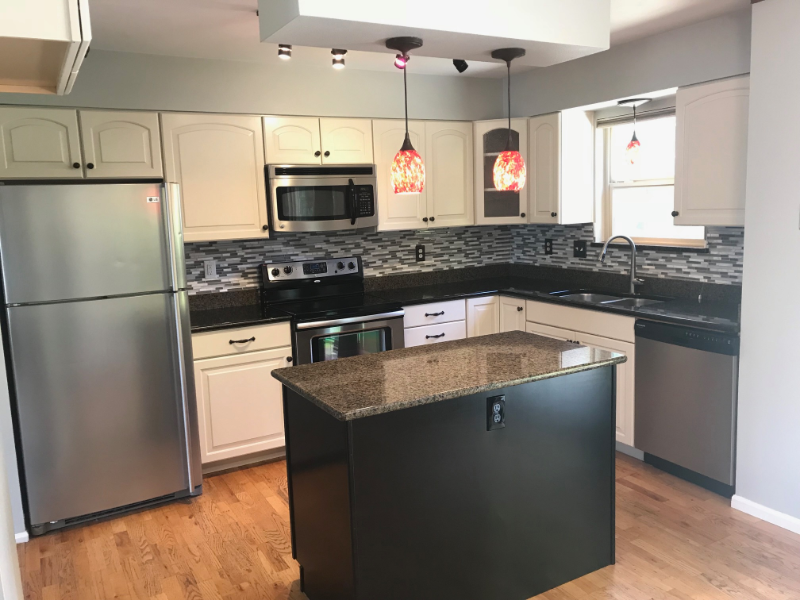 1118 Centennial Rd - Photo 2 of 16