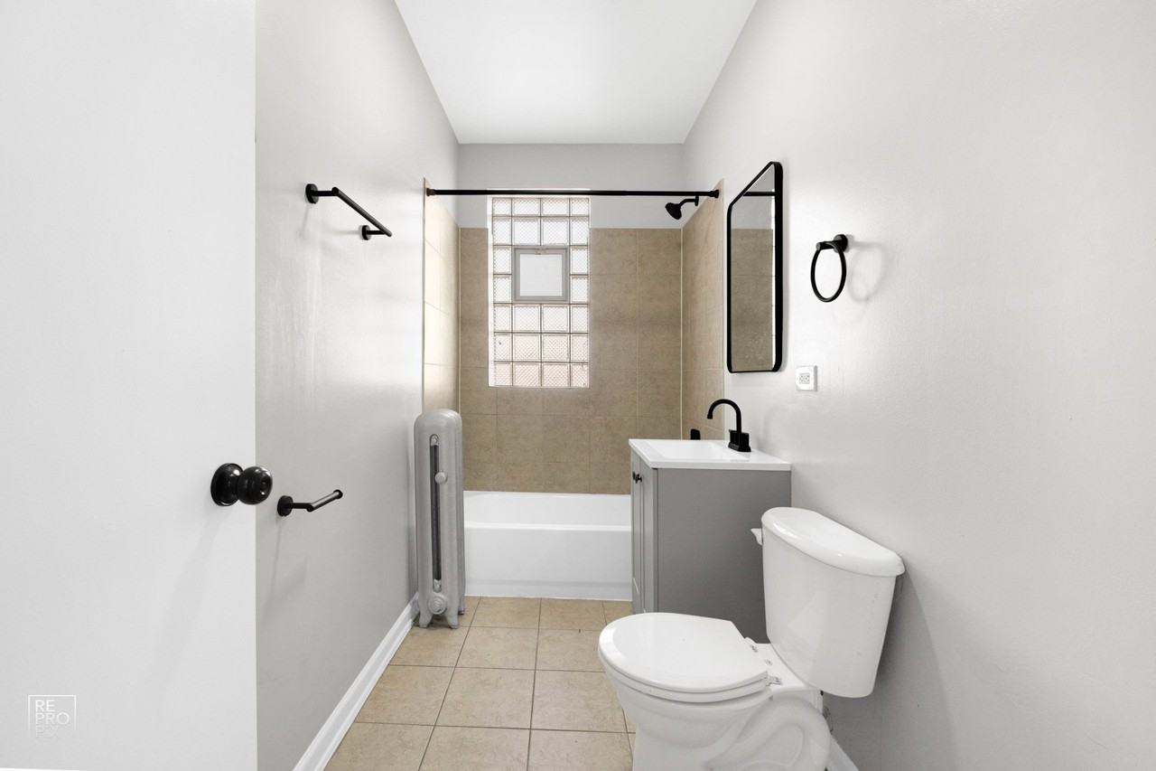 6149 W North Ave - Photo 3 of 19