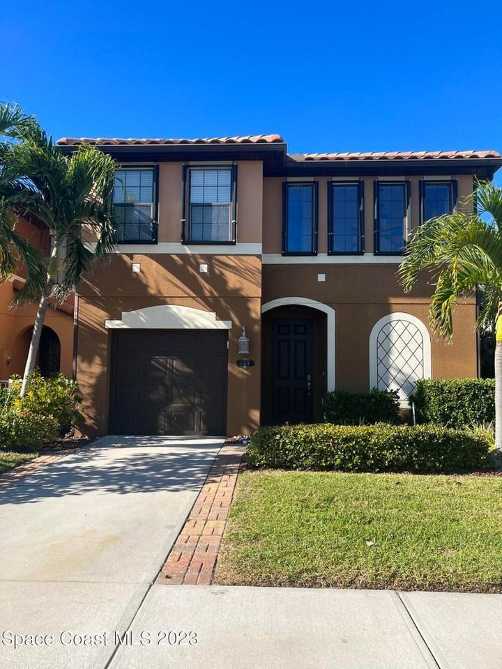 146 Clemente Drive #1 - Photo 2 of 2