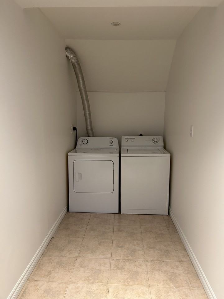 34 Clydesdale Drive - Photo 2 of 6