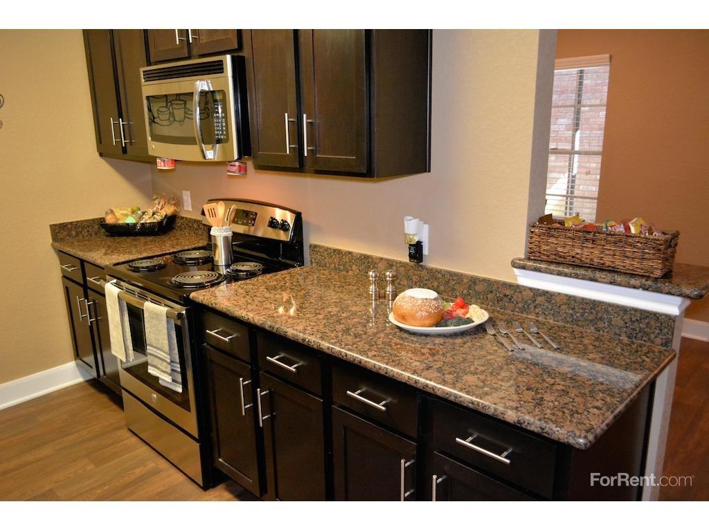 Dwell at Clear Lake - Photo 2 of 19