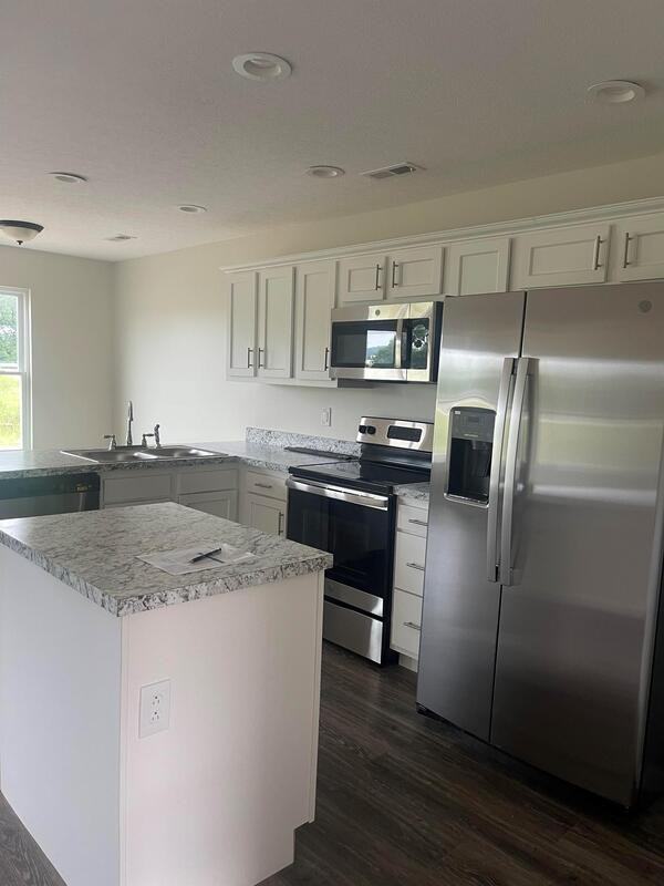 32 Christian Ct - Photo 2 of 12