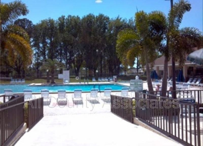 3178 Mission Grove Dr - Photo 3 of 18