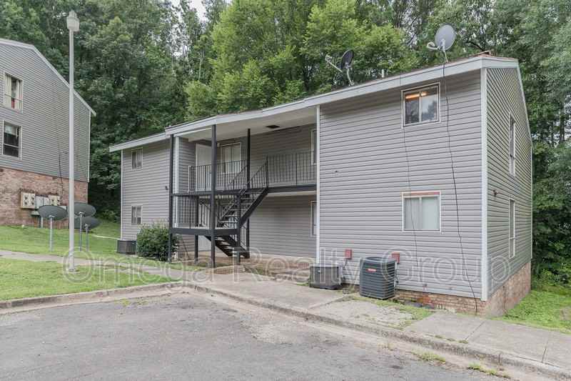 1604 14th Avenue East #11