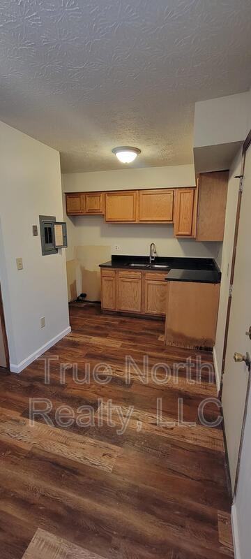 3094 Jackielane Dr - Photo 3 of 20