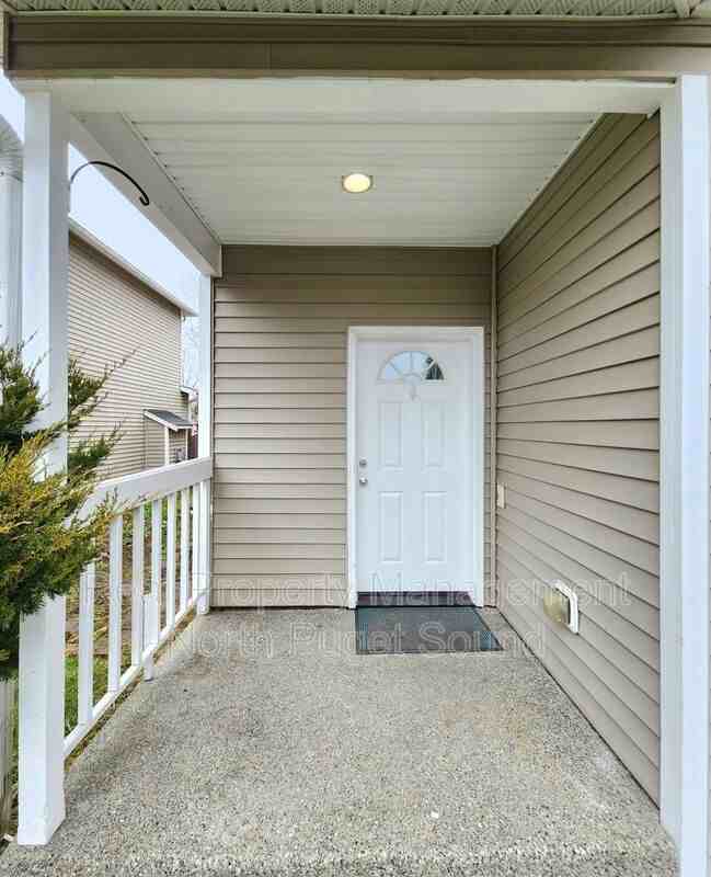 7 107th St Sw #A - Photo 2 of 24