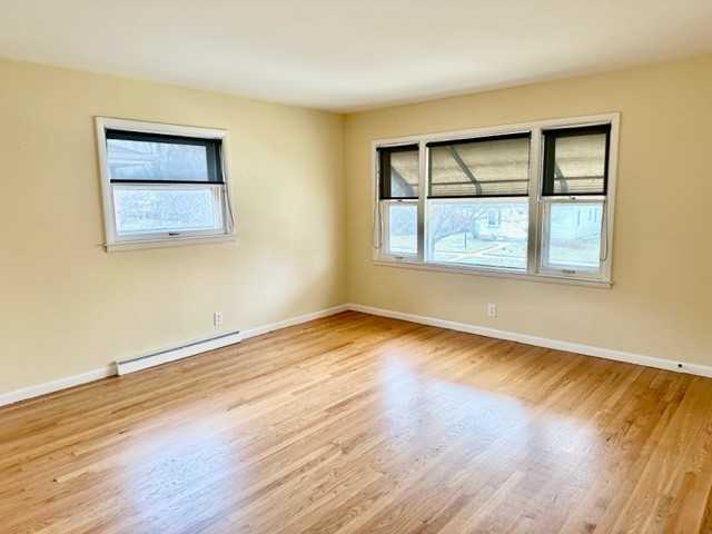 3302 E Bottsford Ave Uppr - Photo 4 of 6