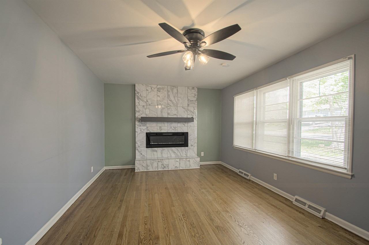 8109 E 100th St #1 - Photo 3 of 50