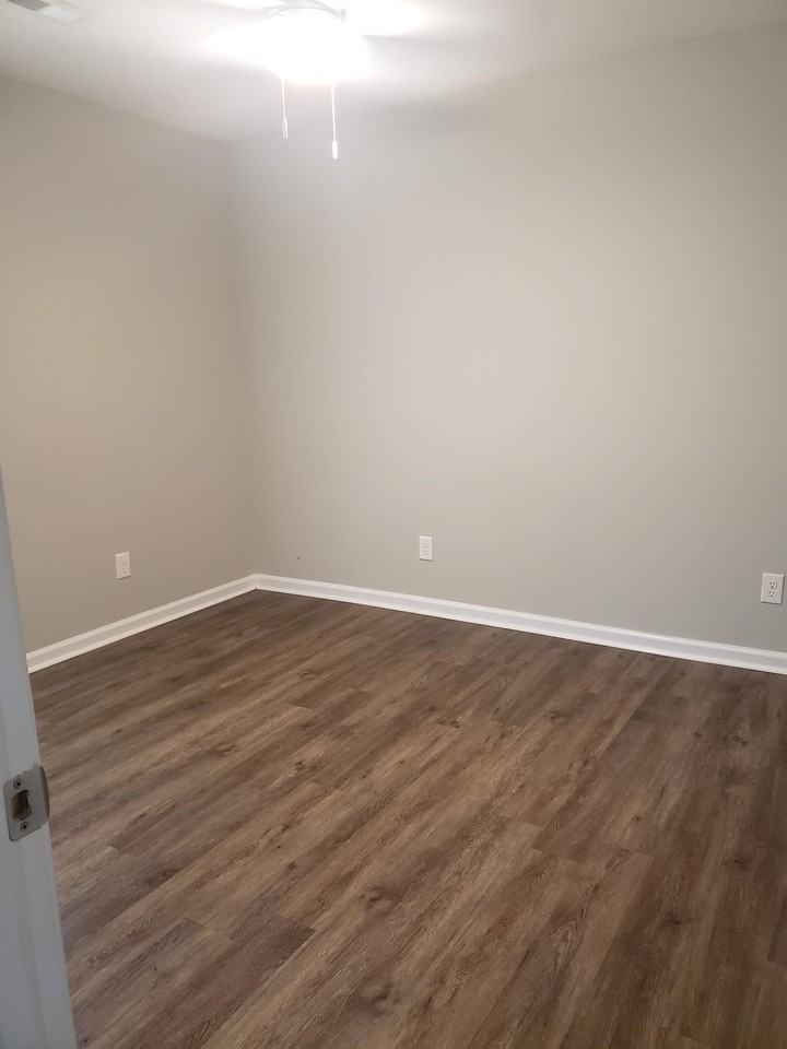 704 Burroughs St #A - Photo 2 of 17