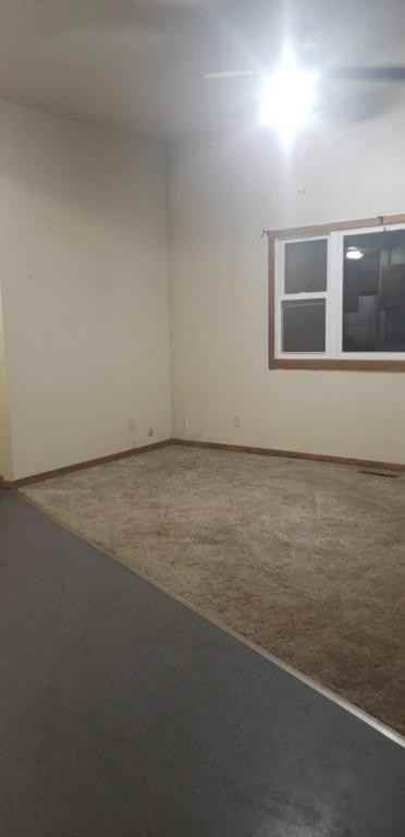 1923 Iowa Ave - Photo 2 of 11