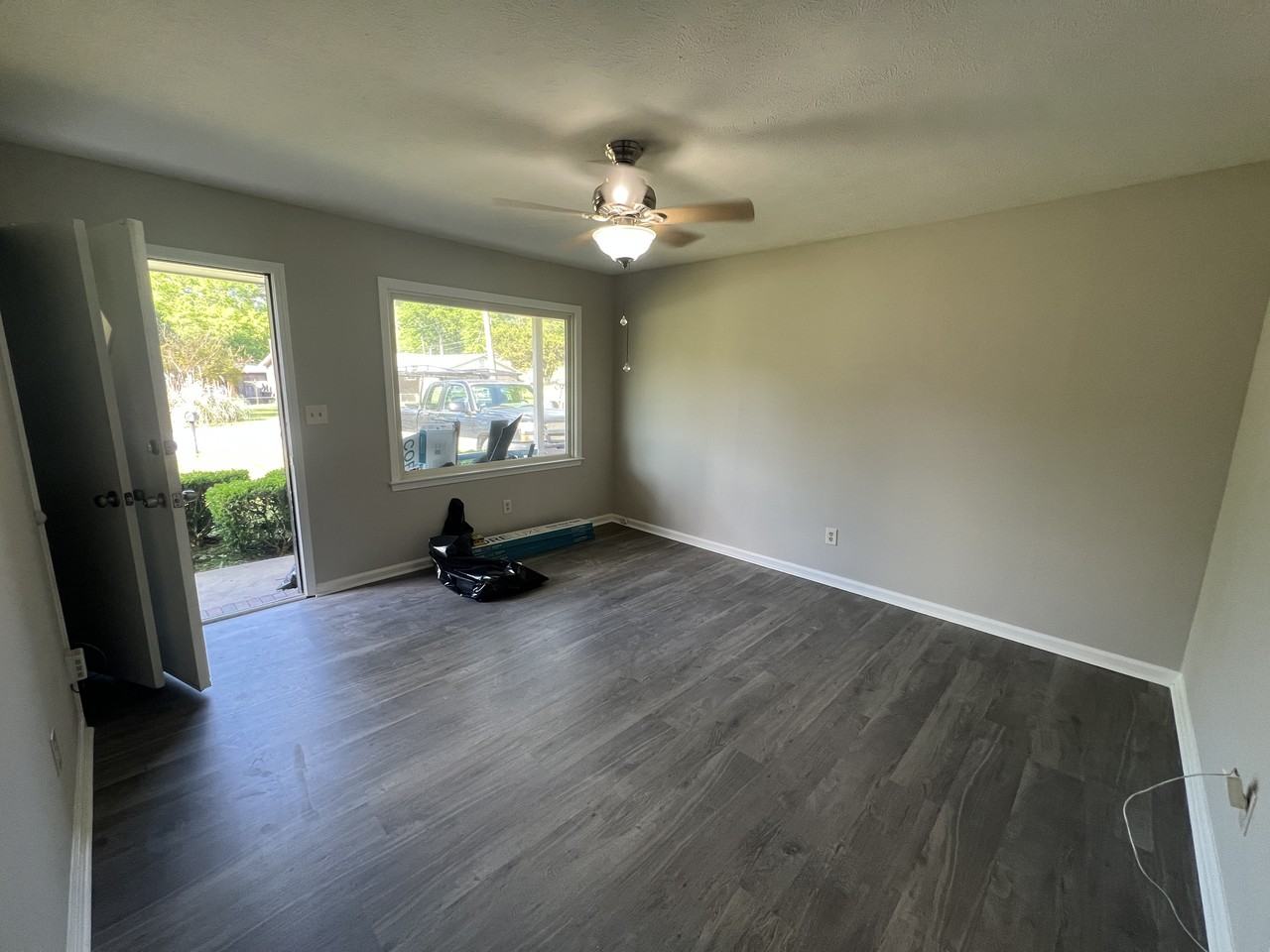 6416 Luna Dr - Photo 2 of 9