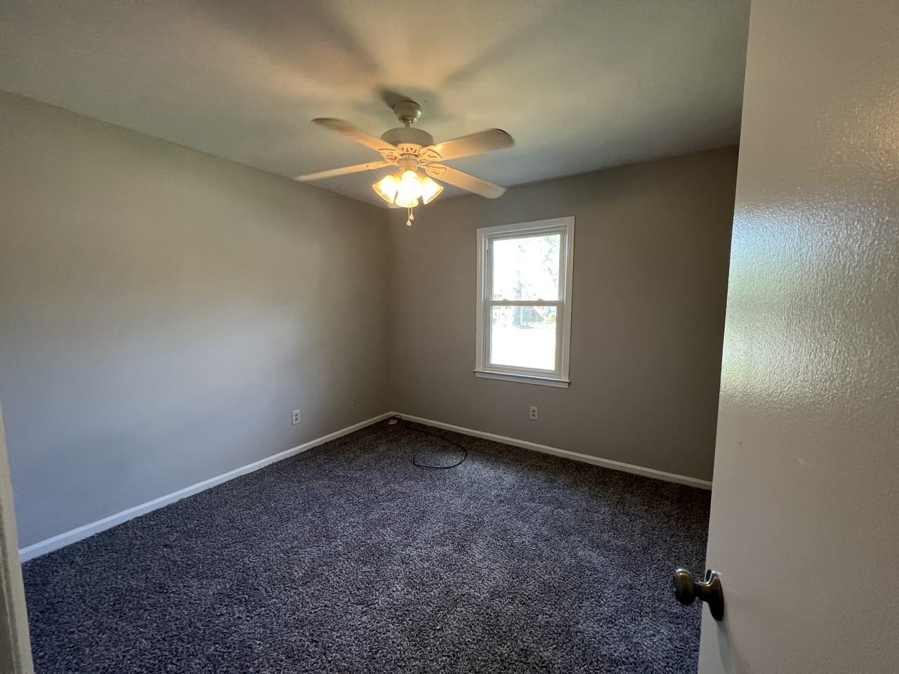 6416 Luna Dr - Photo 3 of 9