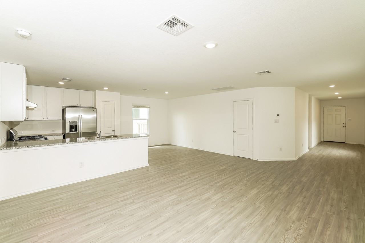20311 Agate Rdg - Photo 3 of 31