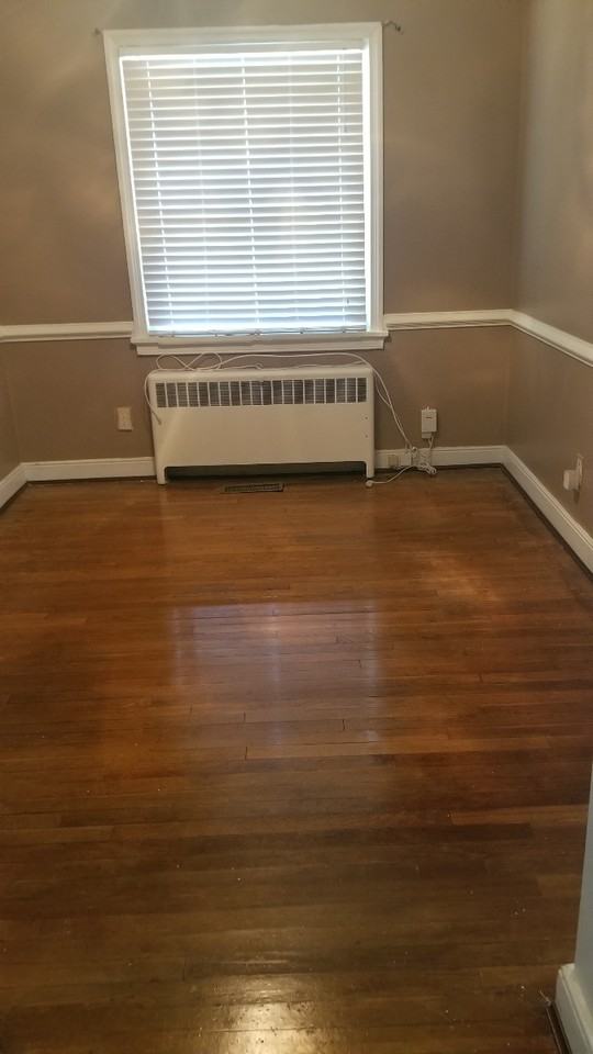 1213 Evergreen Ave #NA - Photo 3 of 5