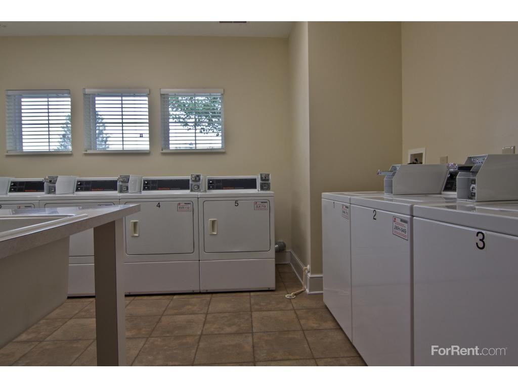 Albany Commons - Photo 3 of 20