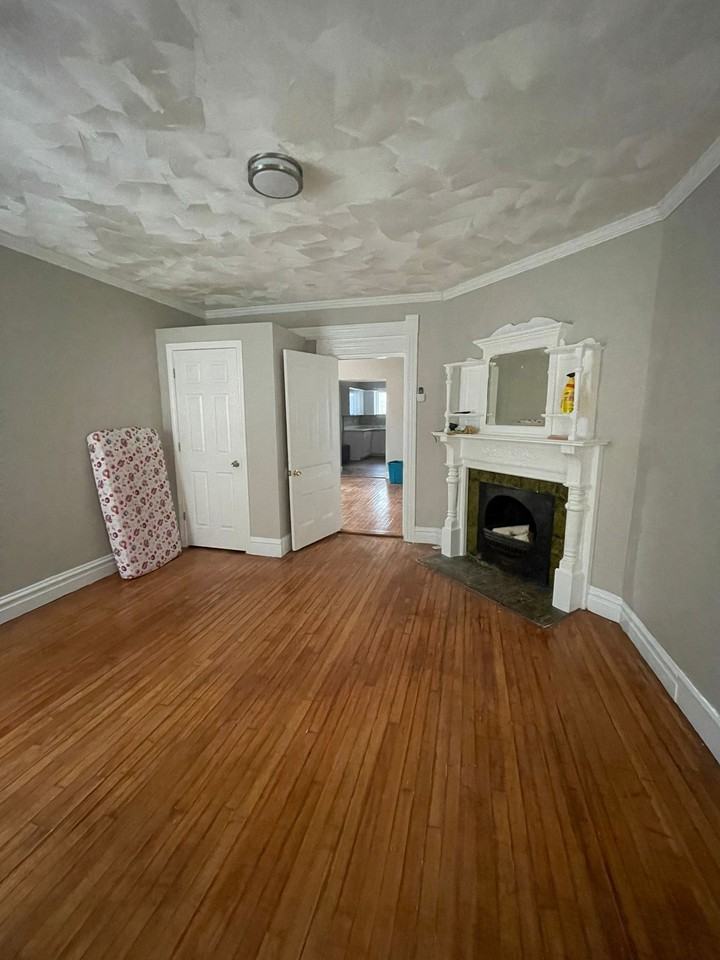 112 High St #1 - Photo 3 of 15