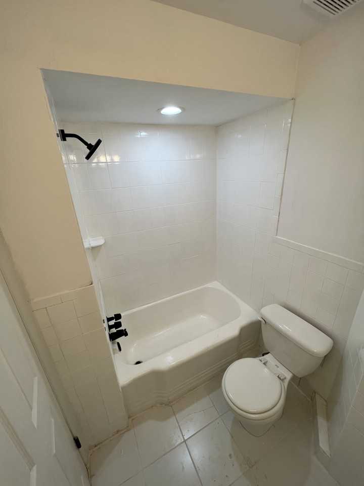 6226 N 4th St #1 - Photo 2 of 27