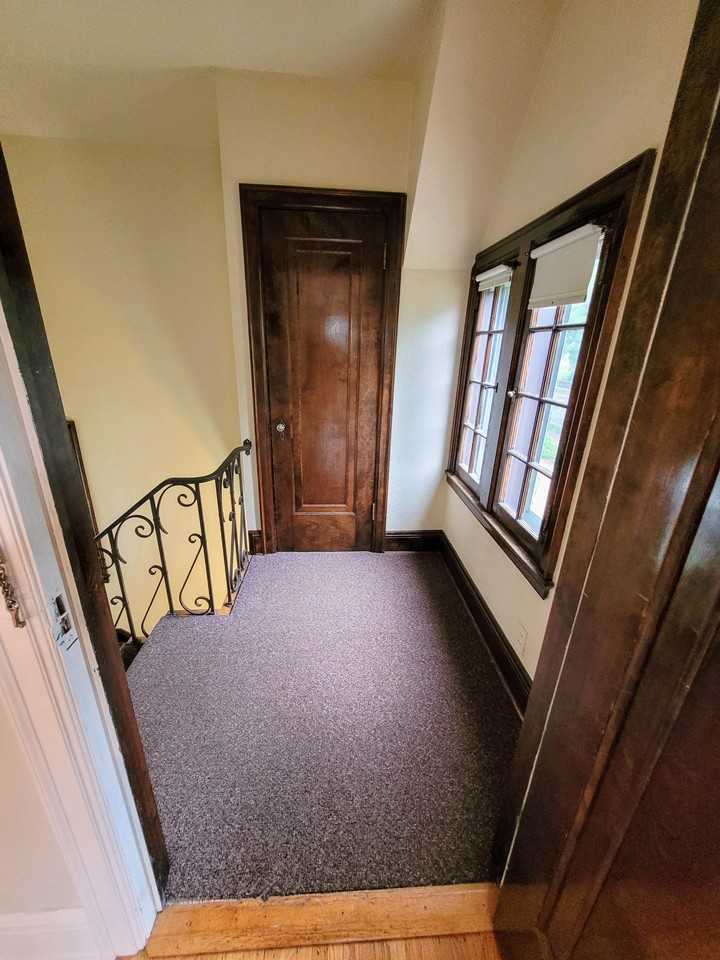 3532 Irving Ave S - Photo 3 of 23