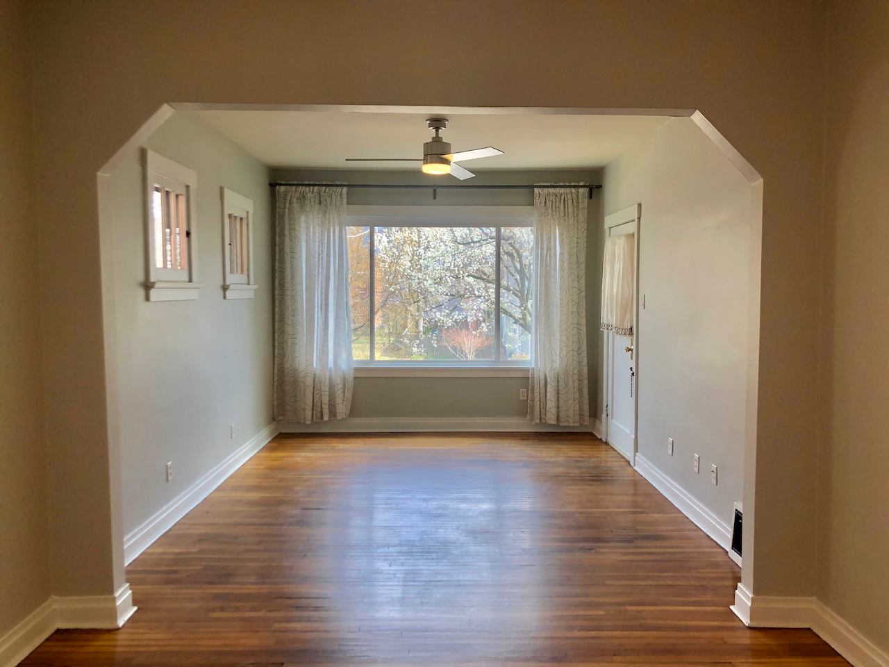 3357 Oxford Blvd #NA - Photo 2 of 18