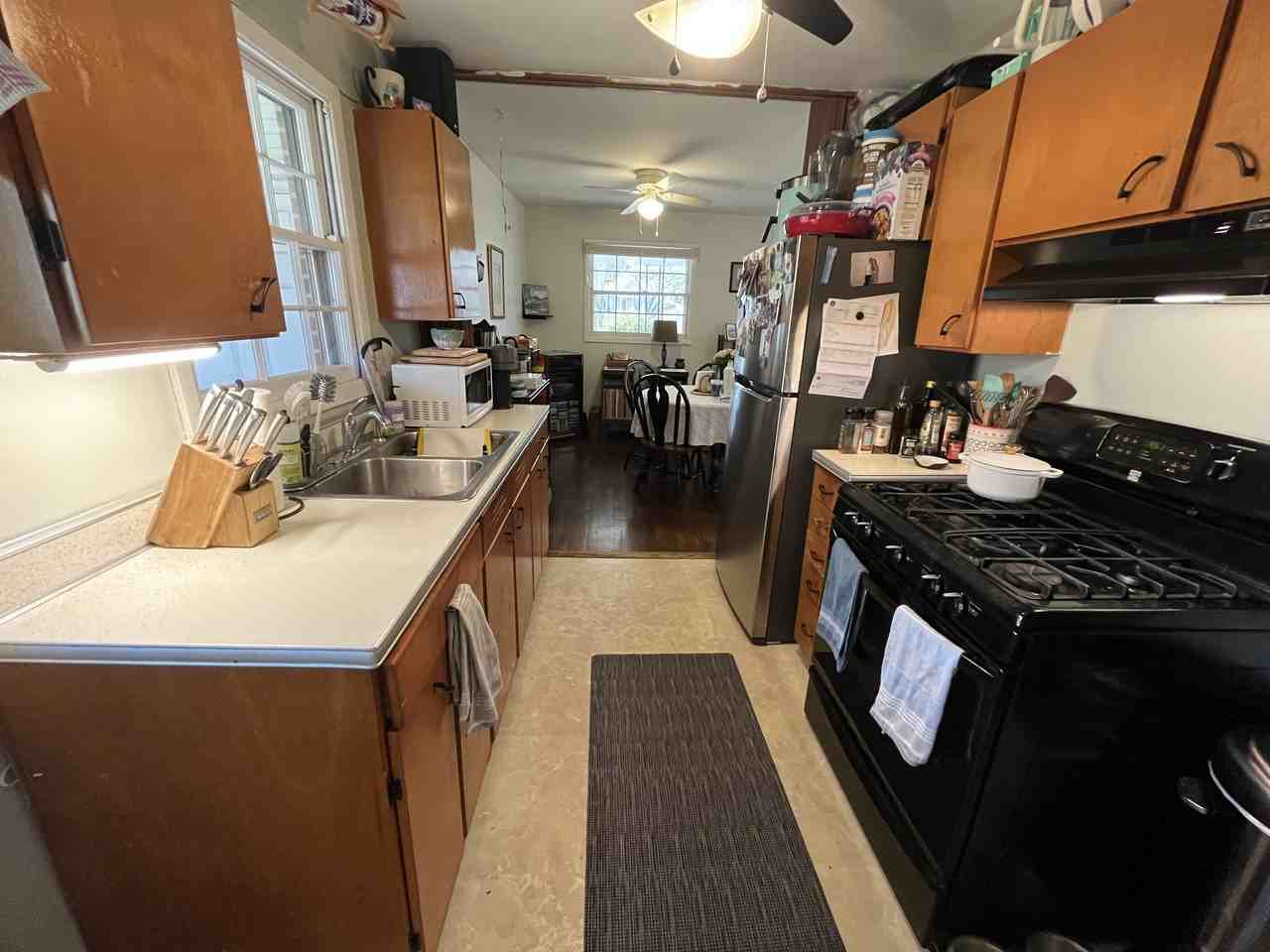 1906 Texas Ave #NA - Photo 3 of 9