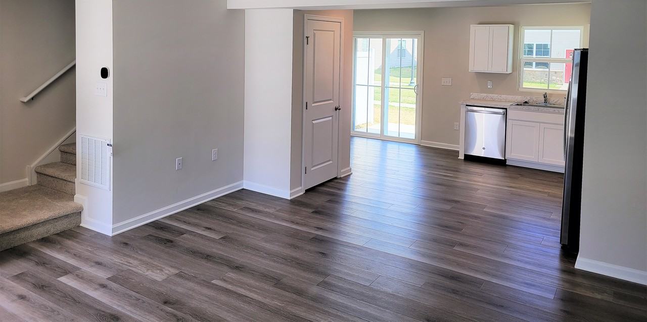 28 Mulberry Ln #28 - Photo 2 of 19