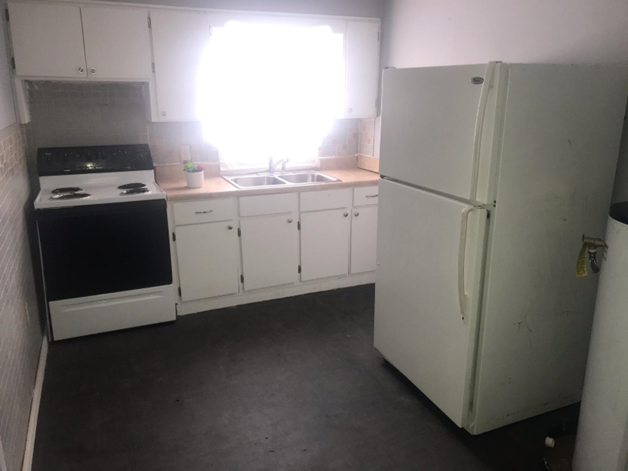 4142 Triumph Ave #NA - Photo 3 of 4