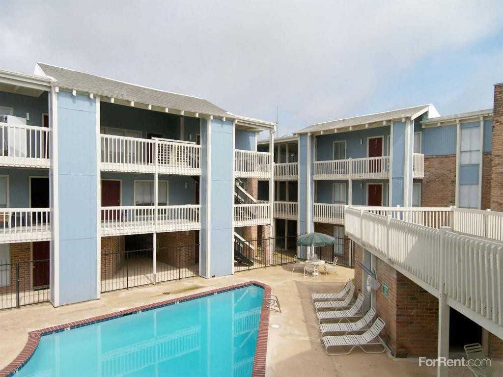 Castille Severn - Photo 2 of 14