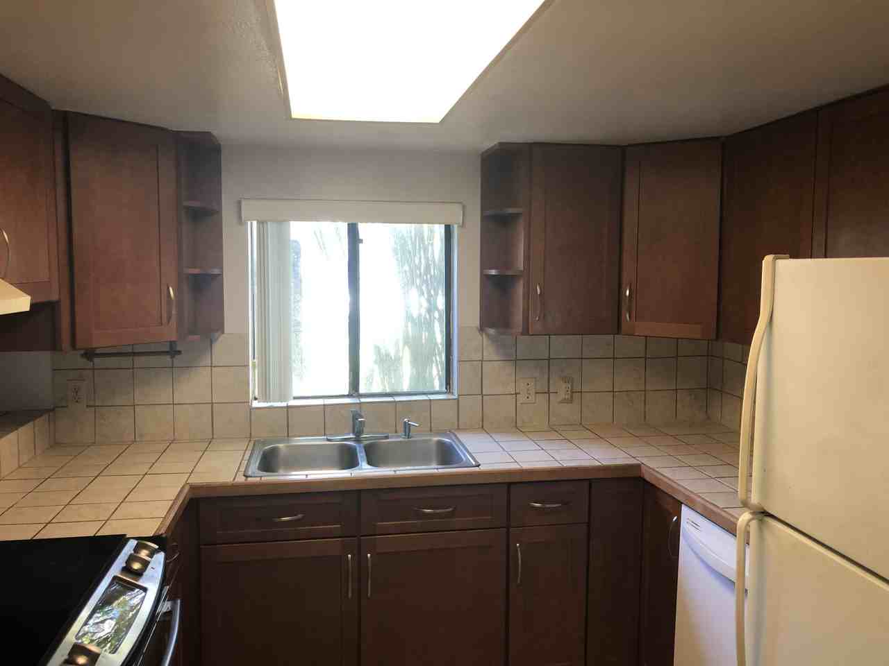 184 Poinsettia St #184 - Photo 3 of 15