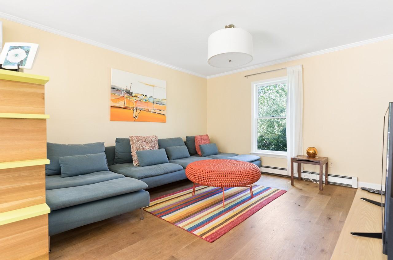 35 Glenmore Ave #NA - Photo 3 of 25