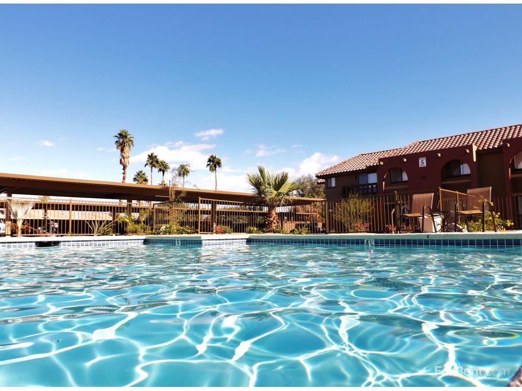 Arches La Quinta - Photo 2 of 19