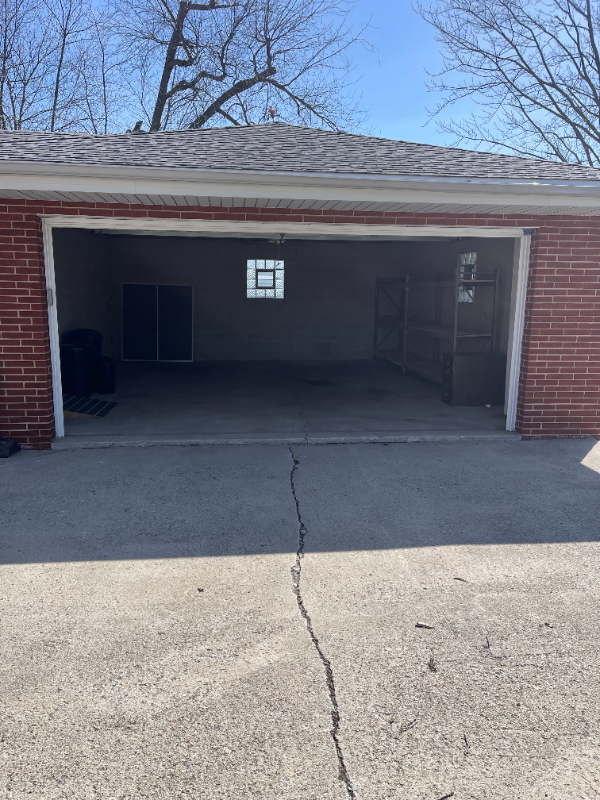 16807 Mississippi St - Photo 3 of 28