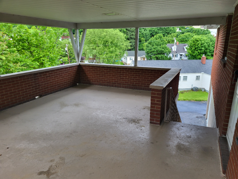 99 Pennsylvania Blvd - Photo 2 of 8