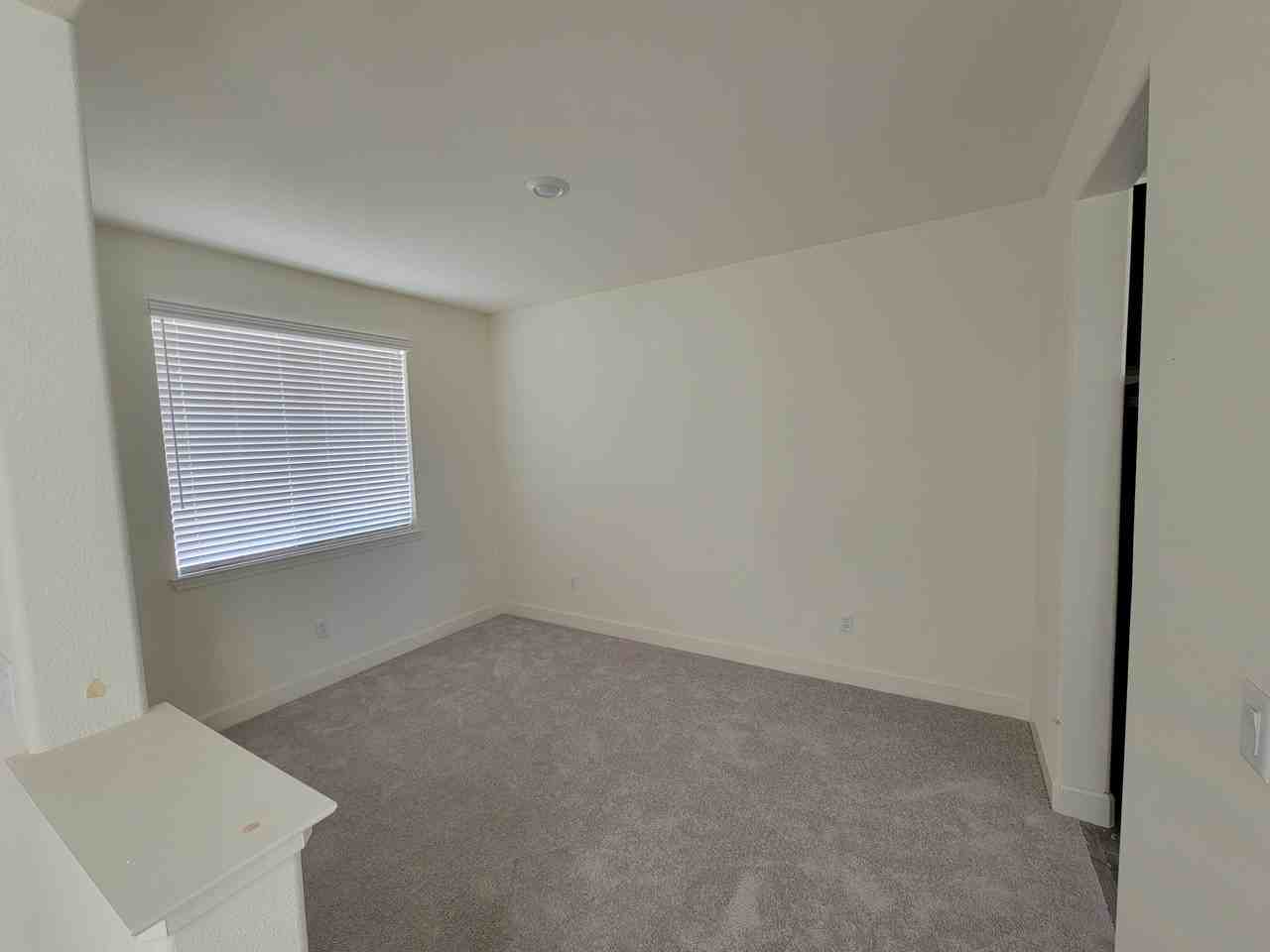 1218 Lonedale Dr #NA - Photo 3 of 13
