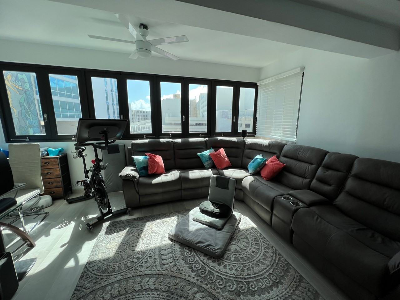 54 Calle Palmeras #502 - Photo 2 of 28