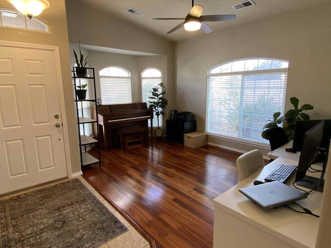 1439 Wind Ridge Dr Nw #NA - Photo 2 of 37