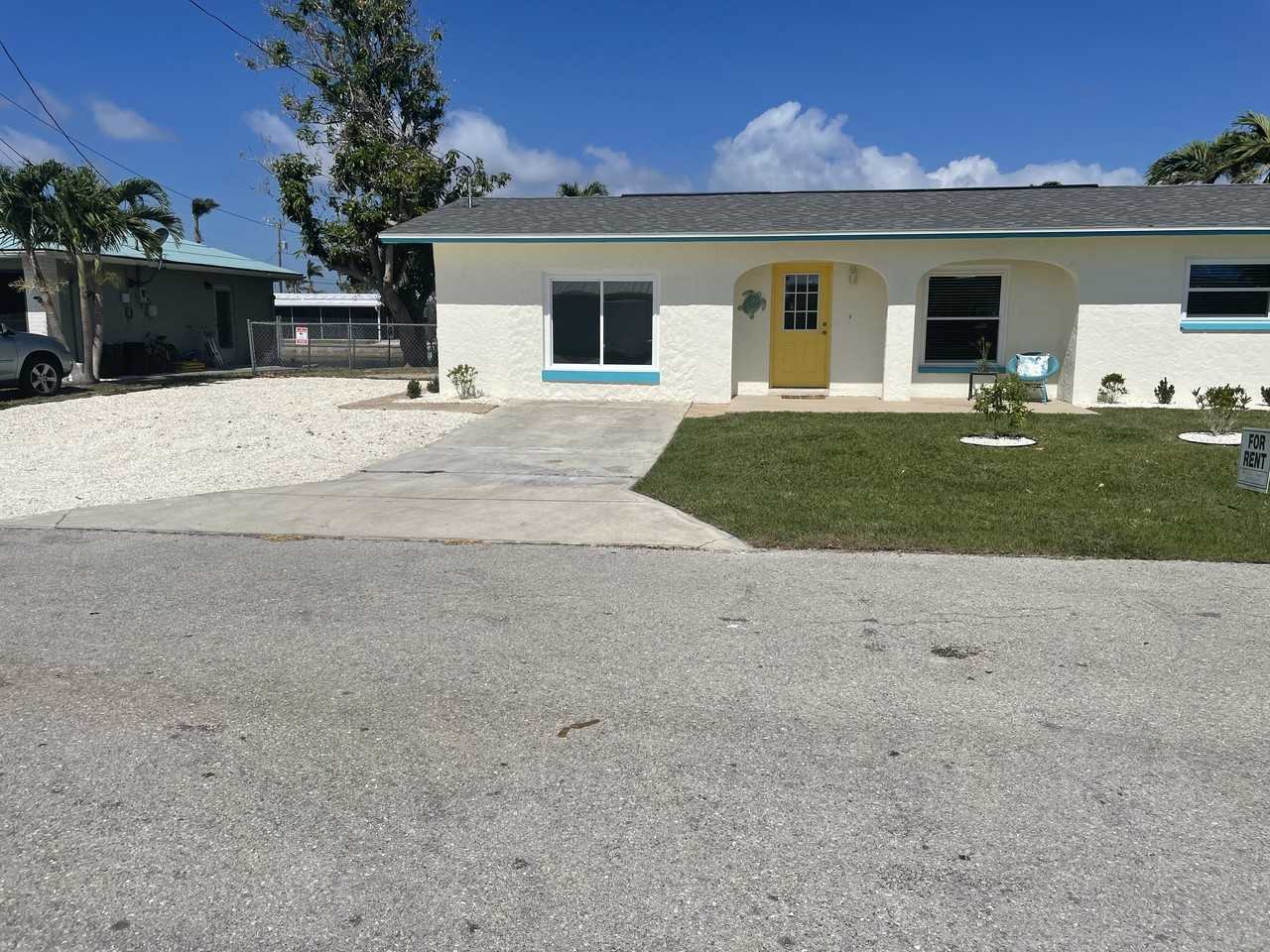 2742 Bruce St #NA - Photo 2 of 17