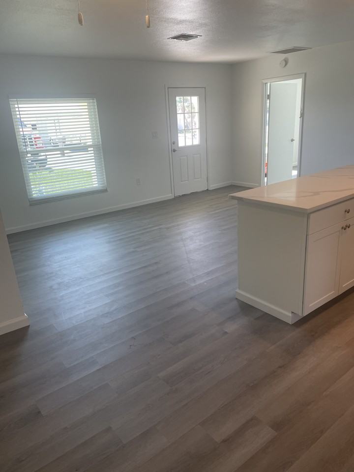 2742 Bruce St #NA - Photo 3 of 17