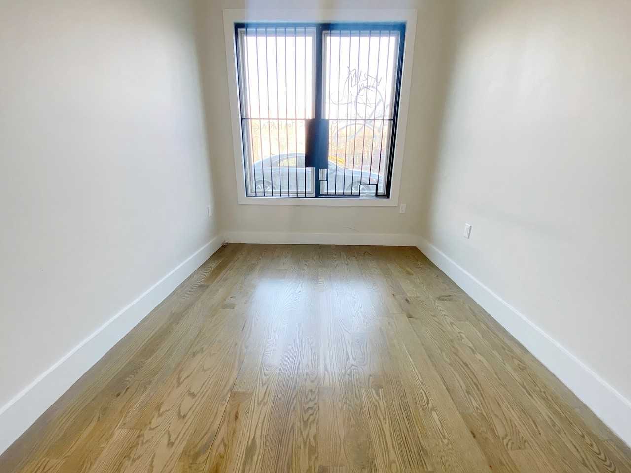 1153 Broadway #1A - Photo 2 of 5