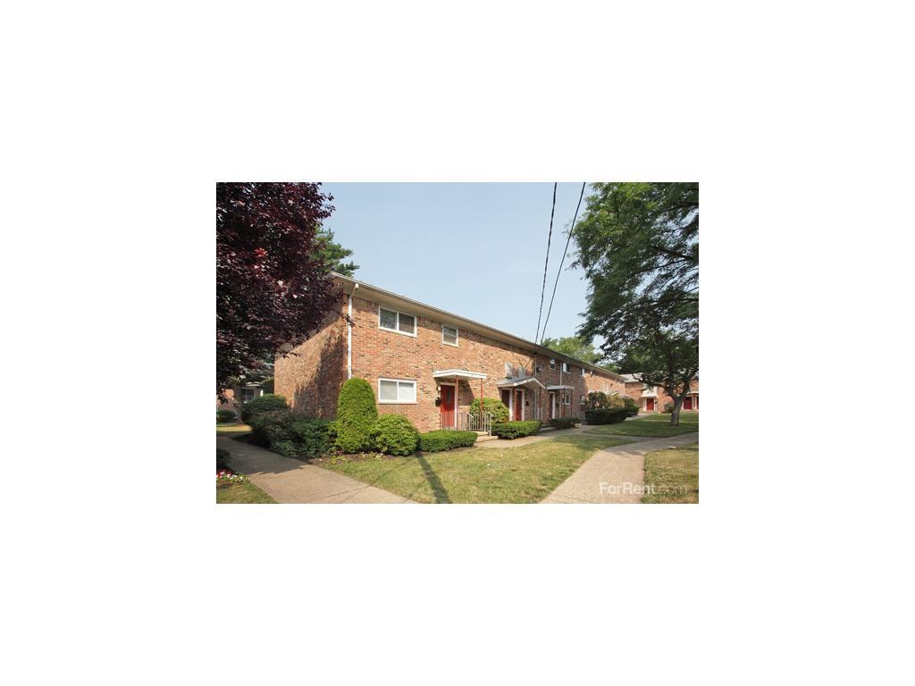 Tanglewood Terrace - Photo 3 of 11