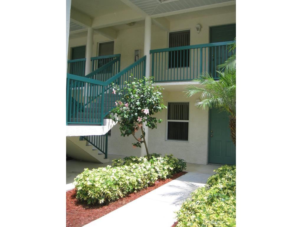 St. Lucie Oaks - Photo 2 of 19