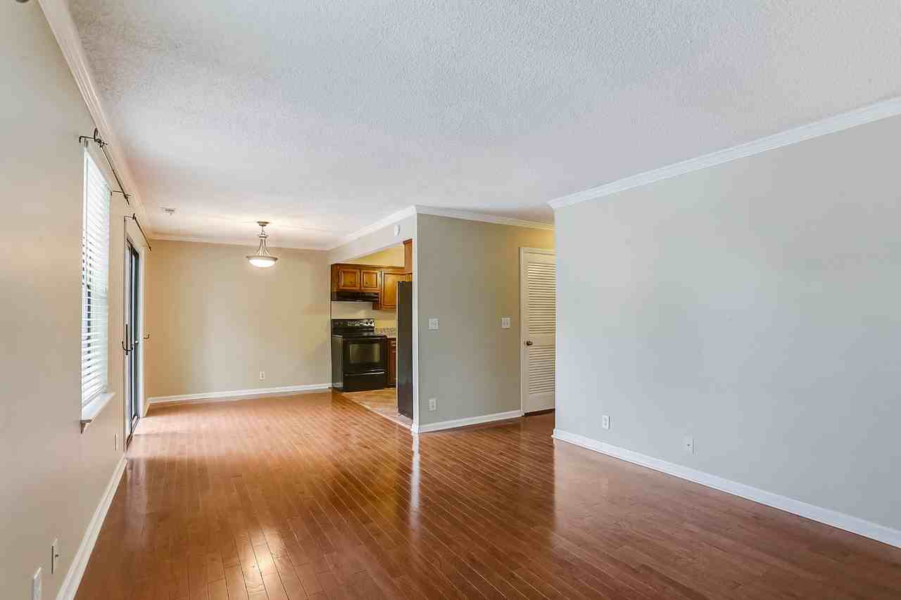 5756 Brentwood Trce #5756 - Photo 3 of 29