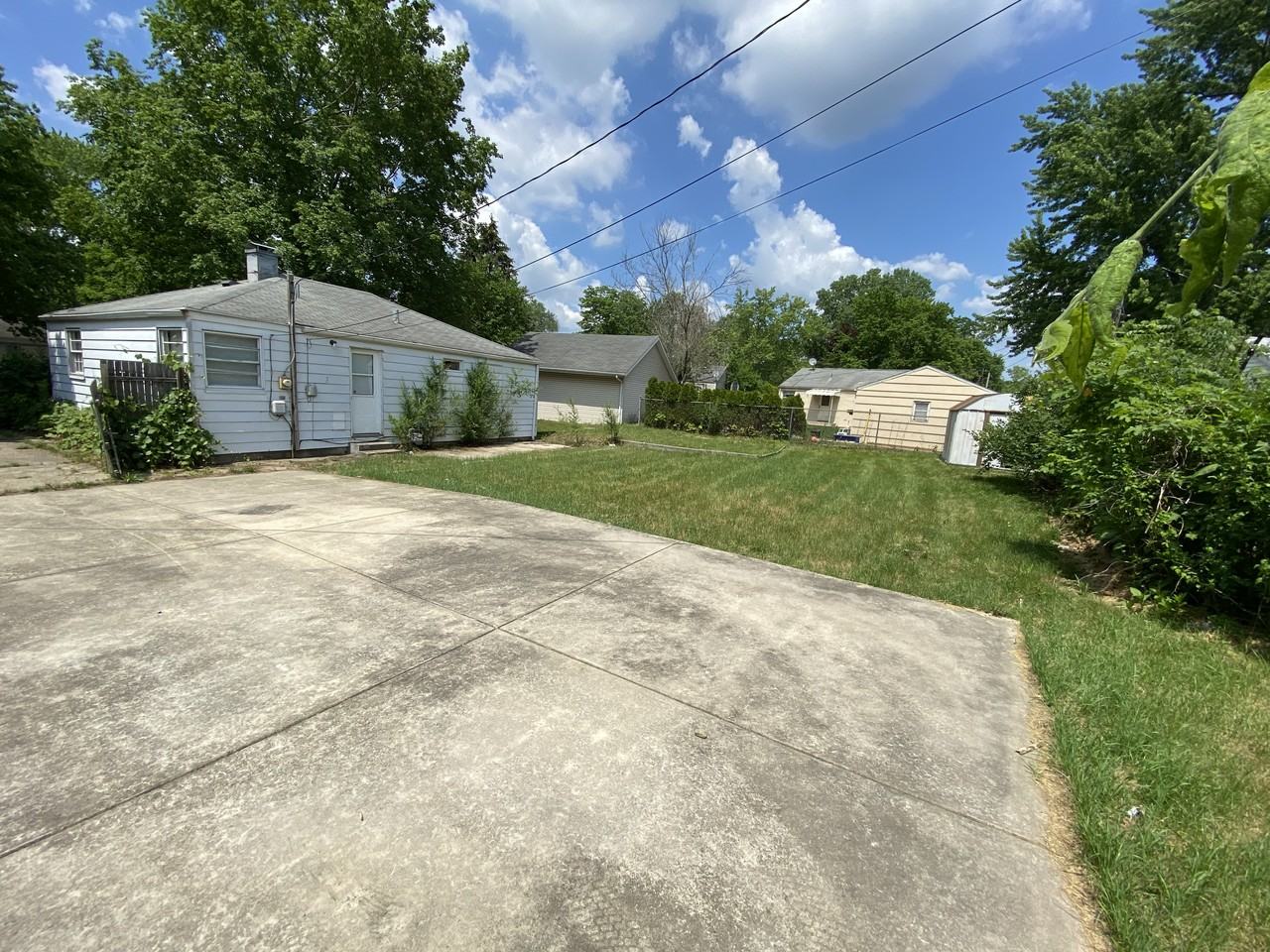 1216 Eastbrook Dr #NA - Photo 2 of 9