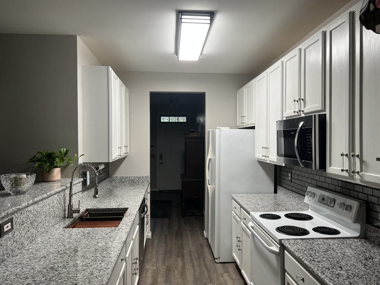 52 Harbour Heights Dr #52 - Photo 3 of 22