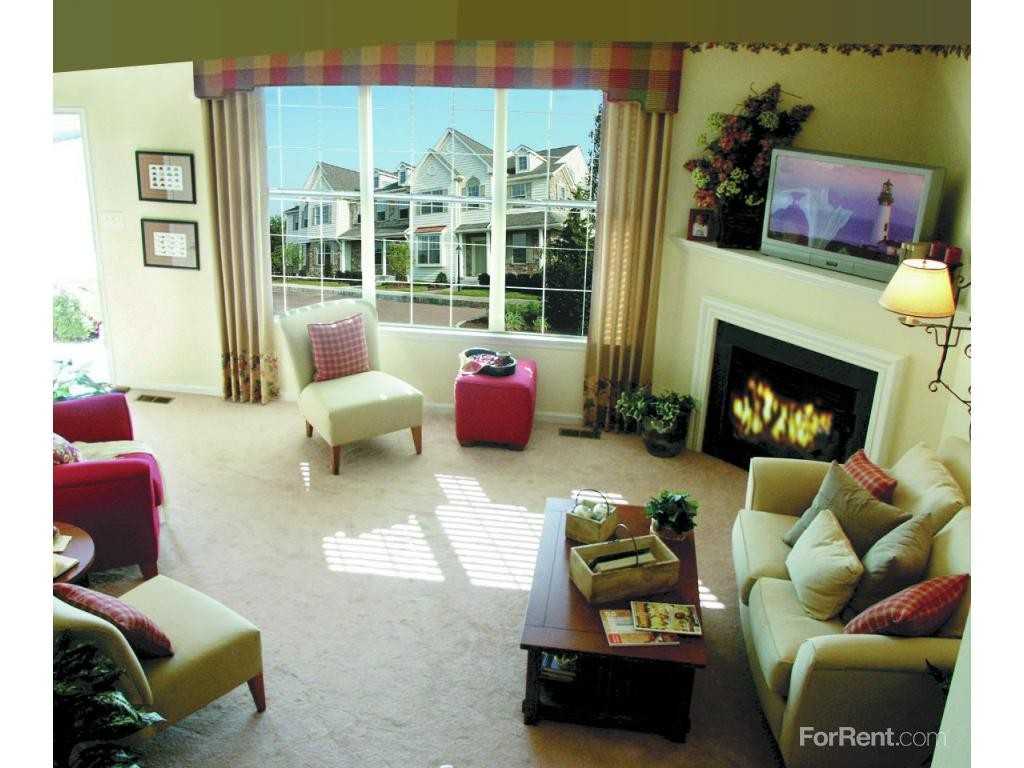 Heritage Orchard Hill - Photo 2 of 18