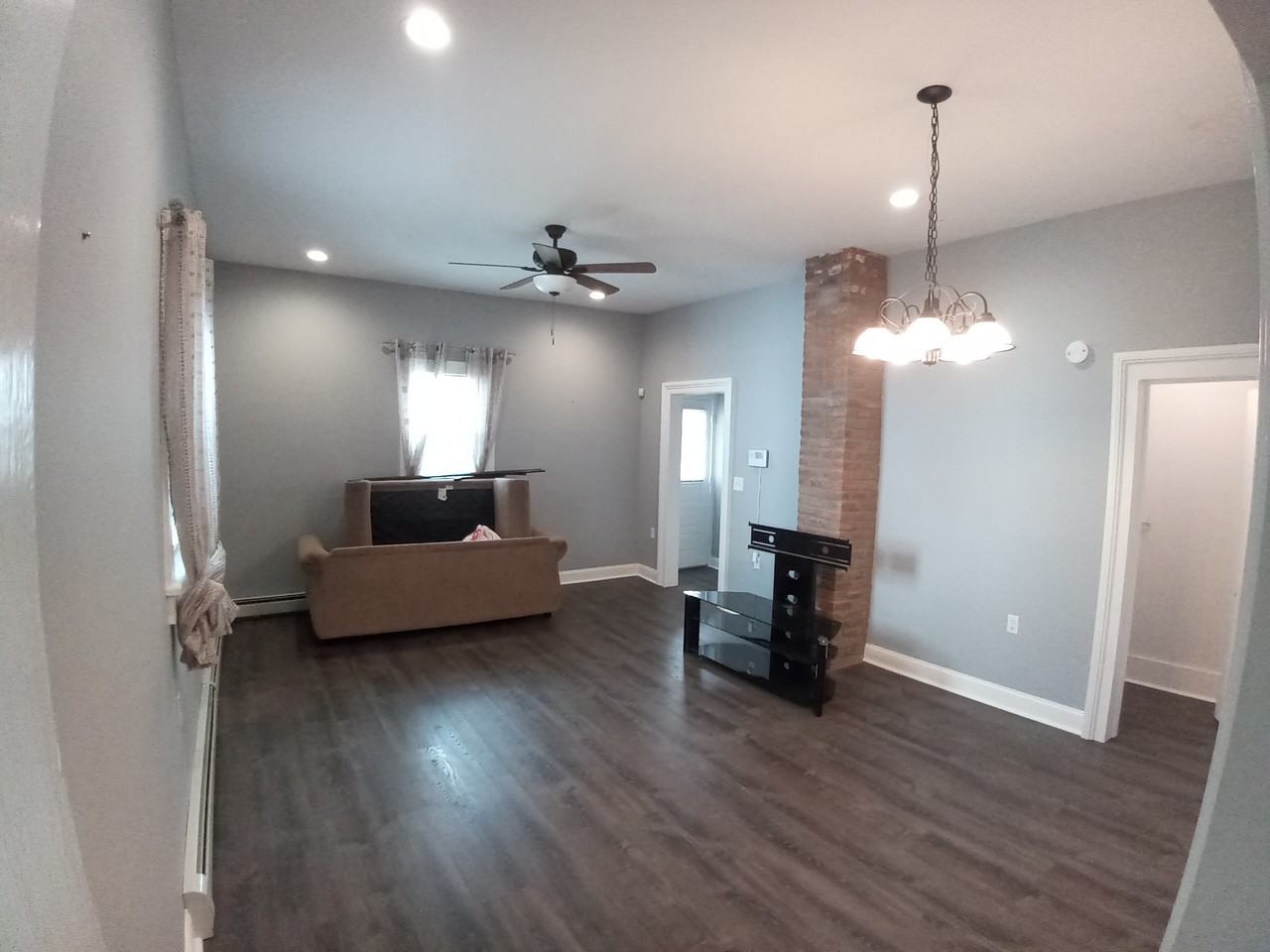 30 W Stewart St #C - Photo 2 of 20