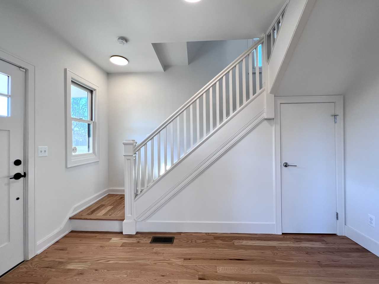 1510 Mcclellan St #NA - Photo 2 of 14