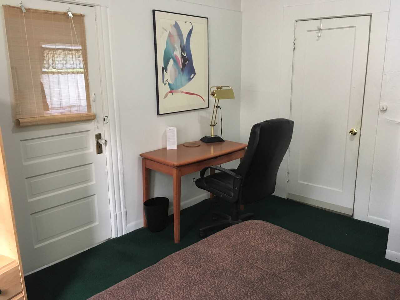 1235 Se Salmon St #NA - Photo 3 of 7