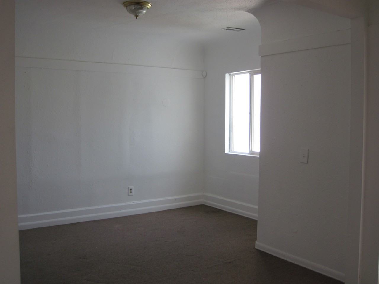 525 Oakland Ave #1 - Photo 2 of 8