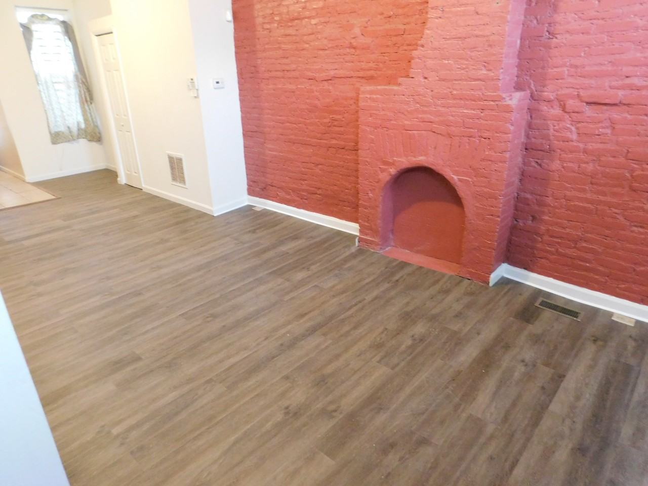 615 E Chase St #615 - Photo 2 of 8