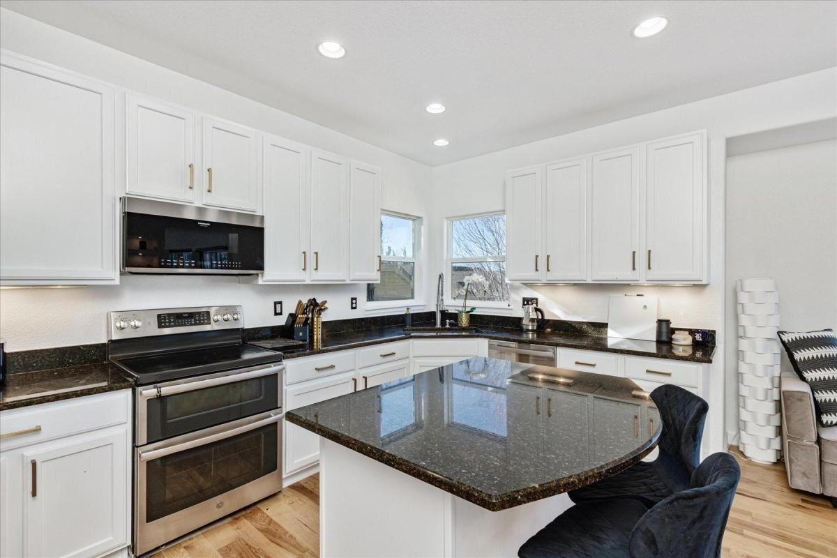 6009 S Ukraine Cir #NA - Photo 2 of 38